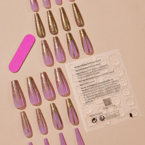 Fake nails - Picture 2 of 2